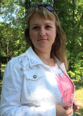 Лилия, 41, Россия, Челябинск
