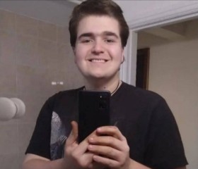 Tristan, 28, Birmingham