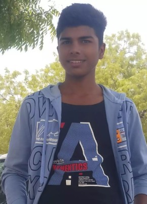 Manish Sharma, 19, India, Jaipur