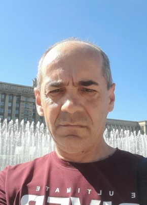 Руслан из Тореза 55 лет