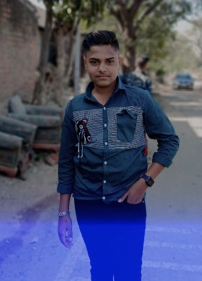 Thakor Vanraj, 18, India, Siddhapur