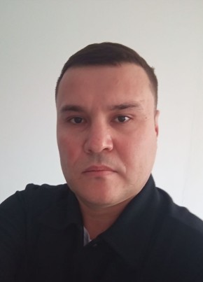 Ахмадалийев улуг из Шымкента 35 лет