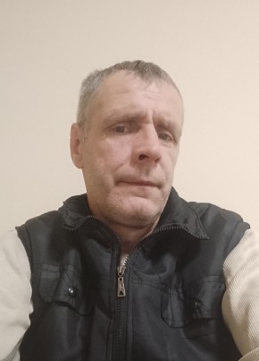 Олег из Калуги 47 лет