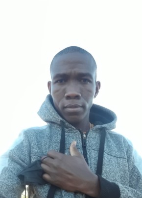 Thabang, 19, Botswana, Gaborone