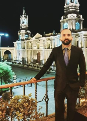 Daniel Pinares, 36, República del Perú, Ilo