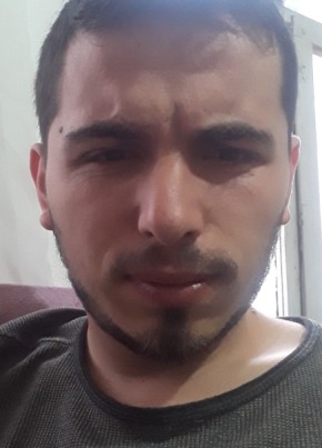 ibrahim, 26, Türkiye Cumhuriyeti, Mustafakemalpaşa
