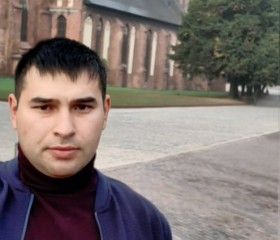Руслан, 32 года, Сургут