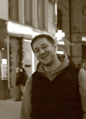 Борис из Москвы 44 года