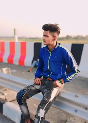Pawan, 18, India, Thānesar