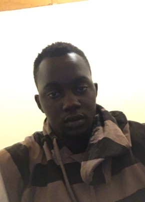 med cham, 32, Republic of The Gambia, Bathurst