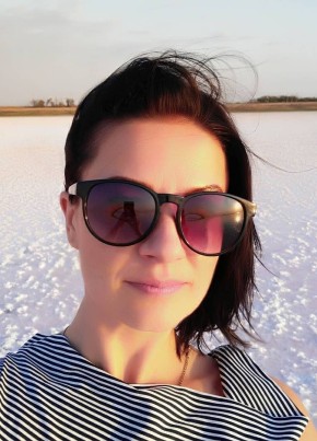 Анна, 40, Россия, Евпатория