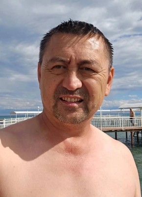 Али из Омска 39 лет