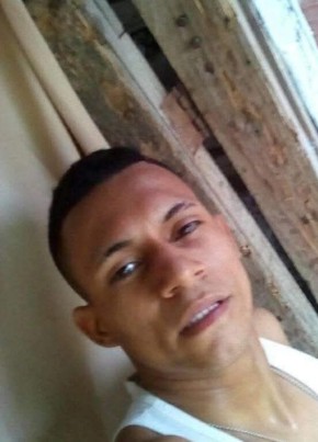 Edinson из Pereira 26 лет