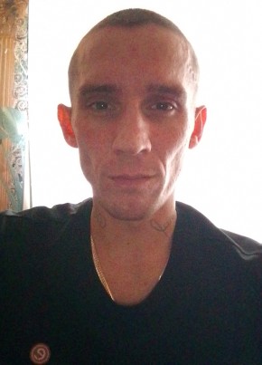 Oleg, 35, Russia, Serov