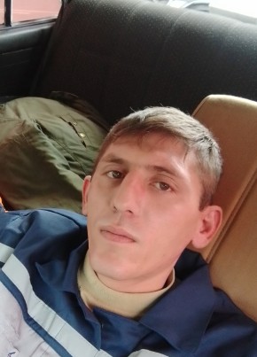 Иван, 31, Россия, Курганинск