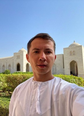 Evgeniy, 33, United Arab Emirates, Dubai