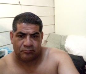 Ruben, 46, Long Beach (State of California)