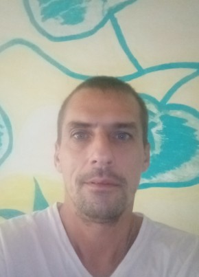 Максим из Спасск-Дальния 38 лет