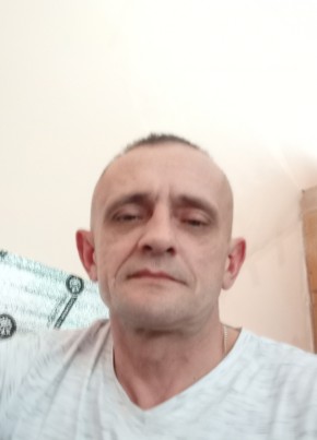 п из Саратова 54 года
