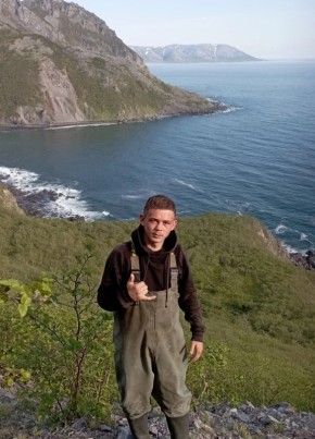 Александр Ковалë, 21, Россия, Охотск