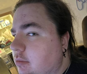 Colton, 19, Columbus (State of Ohio)