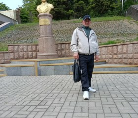 Mukhtar, 60, Manzhouli