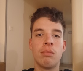 Florian, 19, Rochefort