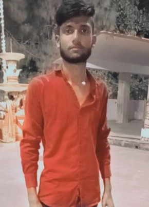 Nikhil Singh, 21, India, Lucknow