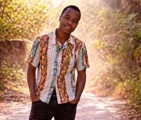 haoran, 19, Dar es Salaam