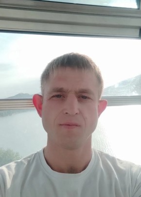 Sergey, 37, Kazakhstan, Astana