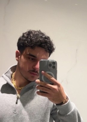 Oliver из New York City 23 года