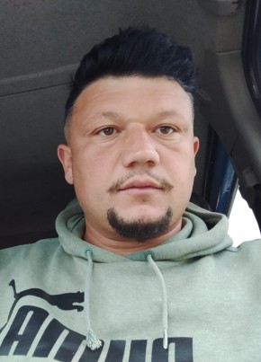 Marius из Târgu Mureș 18 лет