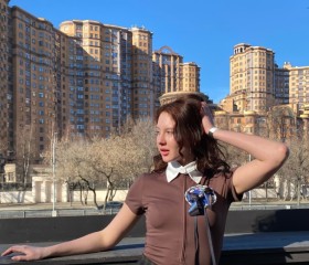 Polly, 27, Prague