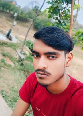 Sunnykumar, 18, India, Patna