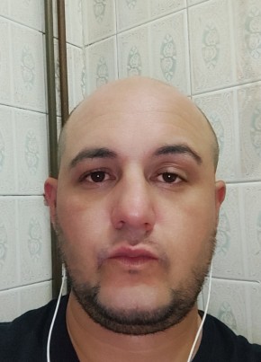 Josue Hernandez, 35, Estado Español, Sabadell