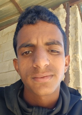 مرحبا из אֵילִיָּה קַפִּיטוֹלִינָה 22 года