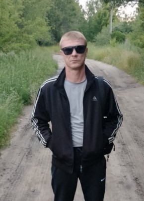 Владислав из Саратова 40 лет