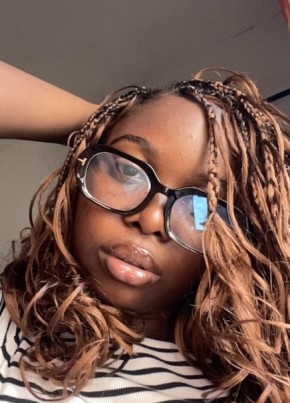 Mily из Libreville 21 год