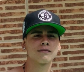 Alejandro, 18, New York City