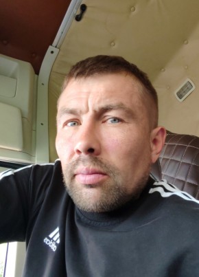 Анатолий из Москвы 39 лет