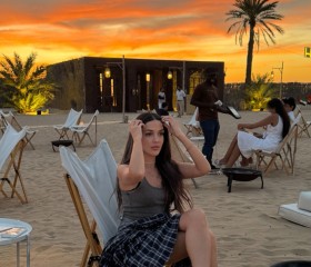 Mari, 34, Dubai