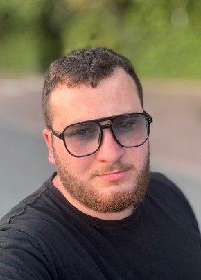 Maxim из Hamm 22 года