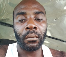 Claude, 38 лет, Yaoundé