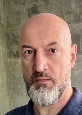 Александр из Таганрога 49 лет