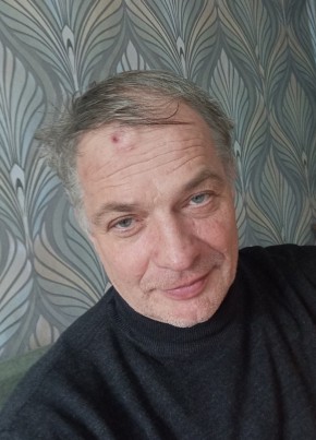 Геннадий из Москвы 52 года