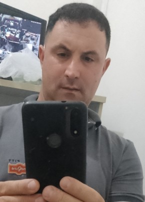 Ivan из Osório 38 лет