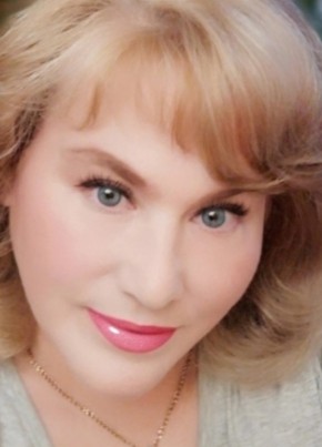 Elena, 47, Russia, Saint Petersburg