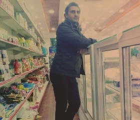 Omer MUSHTAQ, 21, Washington D.C.