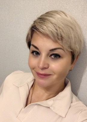 Elena, 47, Russia, Saint Petersburg