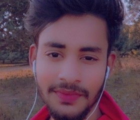 Vancouver, 23, Noida